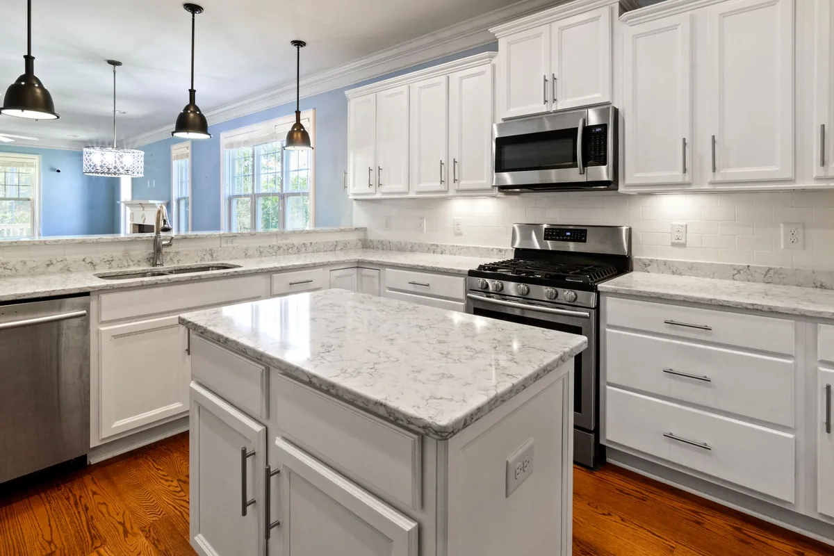Filth & Squalor Cleanup in Valrico, FL